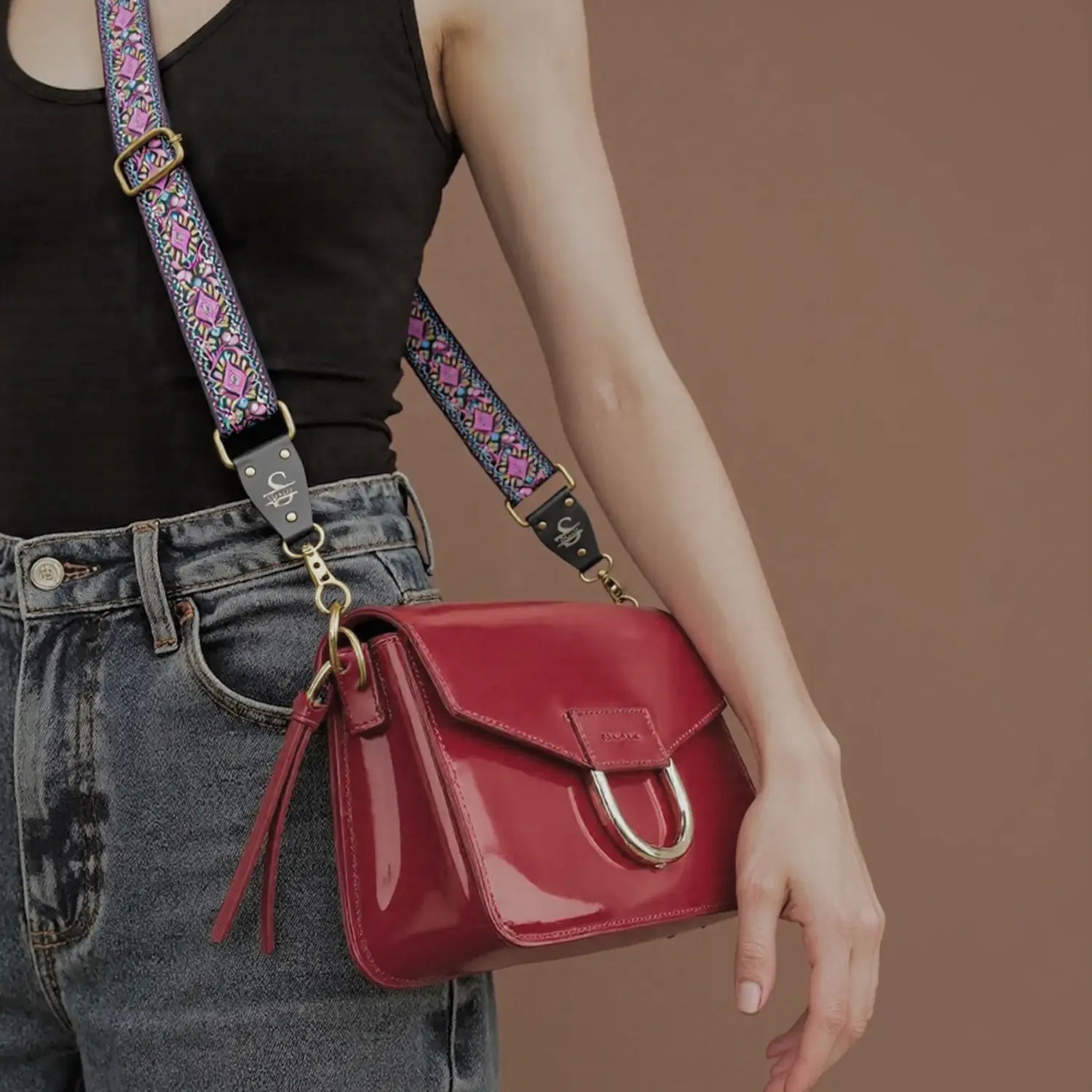 Personalized Embroidered Bag Strap – Custom Name Shoulder Strap (Ornate)